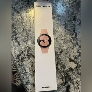 Ladies Samsung Galaxy 40mm Watch4